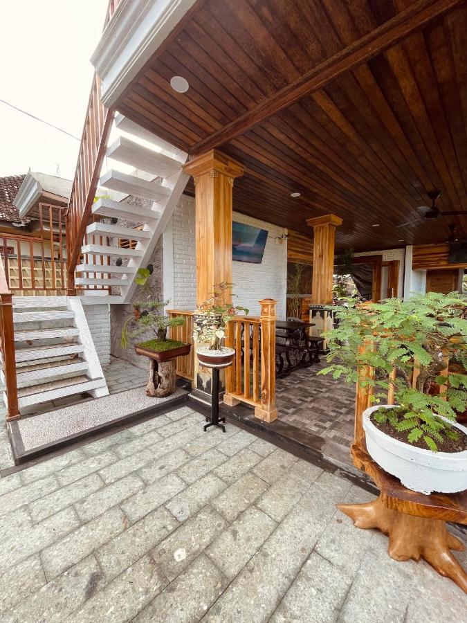 Surfers Villa Medewi Jembrana  Exterior photo